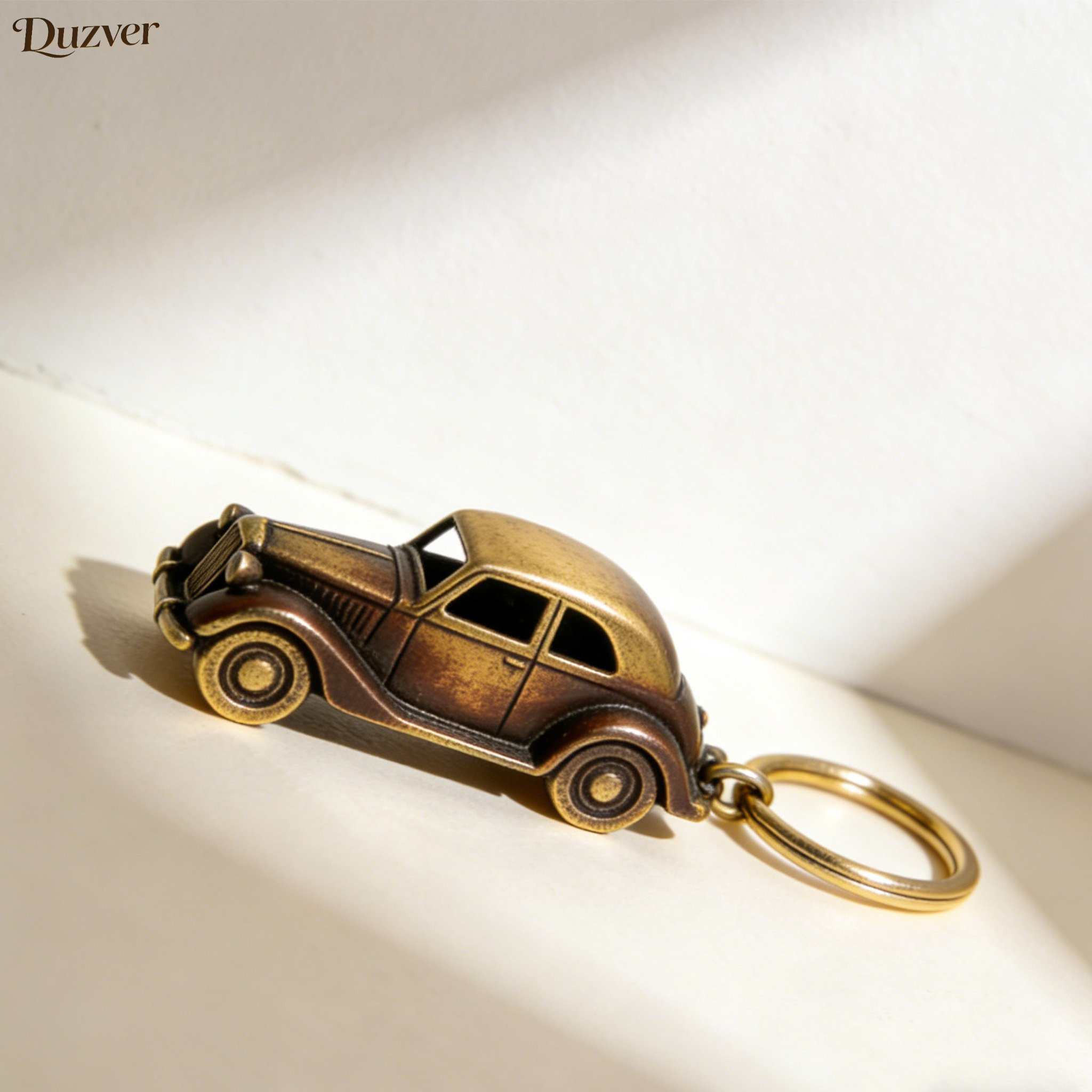 Vintage Schlüsselanhänger im klassischen Retro-Stil