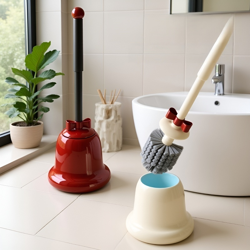 長い柄の家庭用トイレブラシ