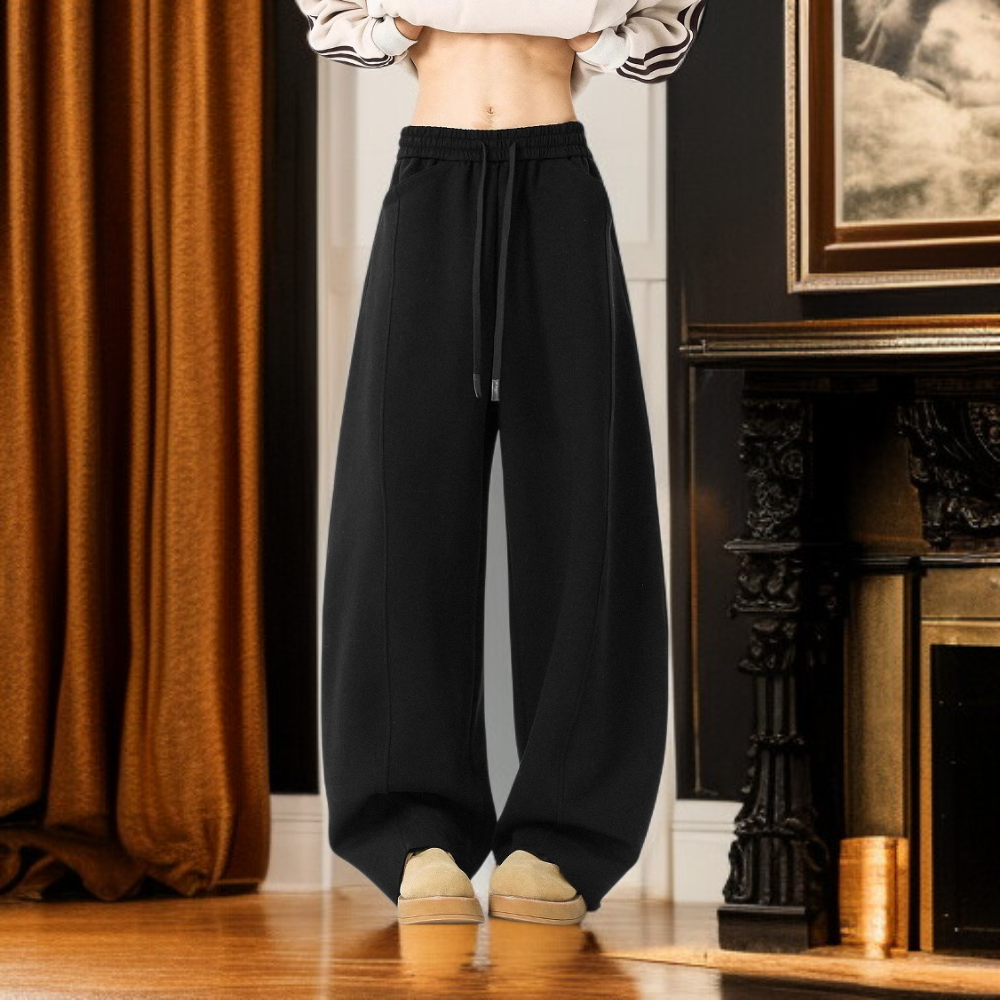 드레이프가 있는 일자형 바지