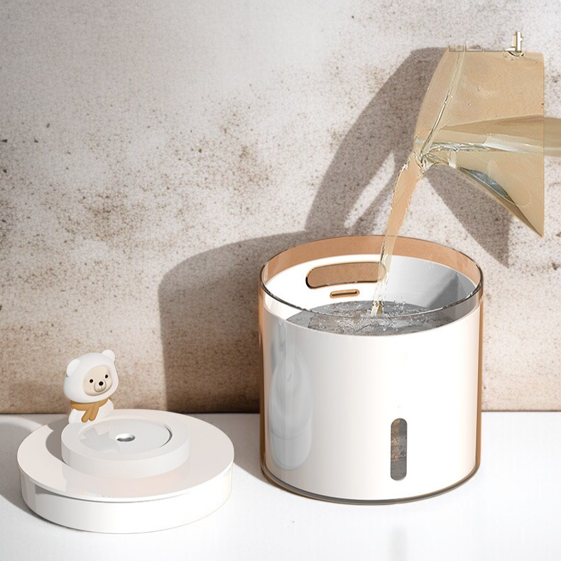 Small Home Humidifier White Bear Cute Mood Lamp Aroma Diffuser