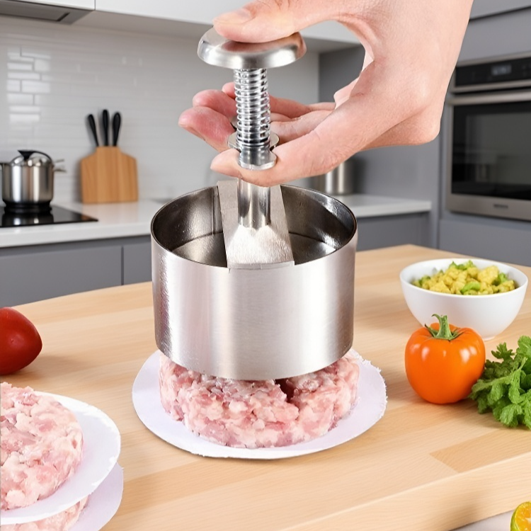 清潔に保てるステンレス素材のミートプレス