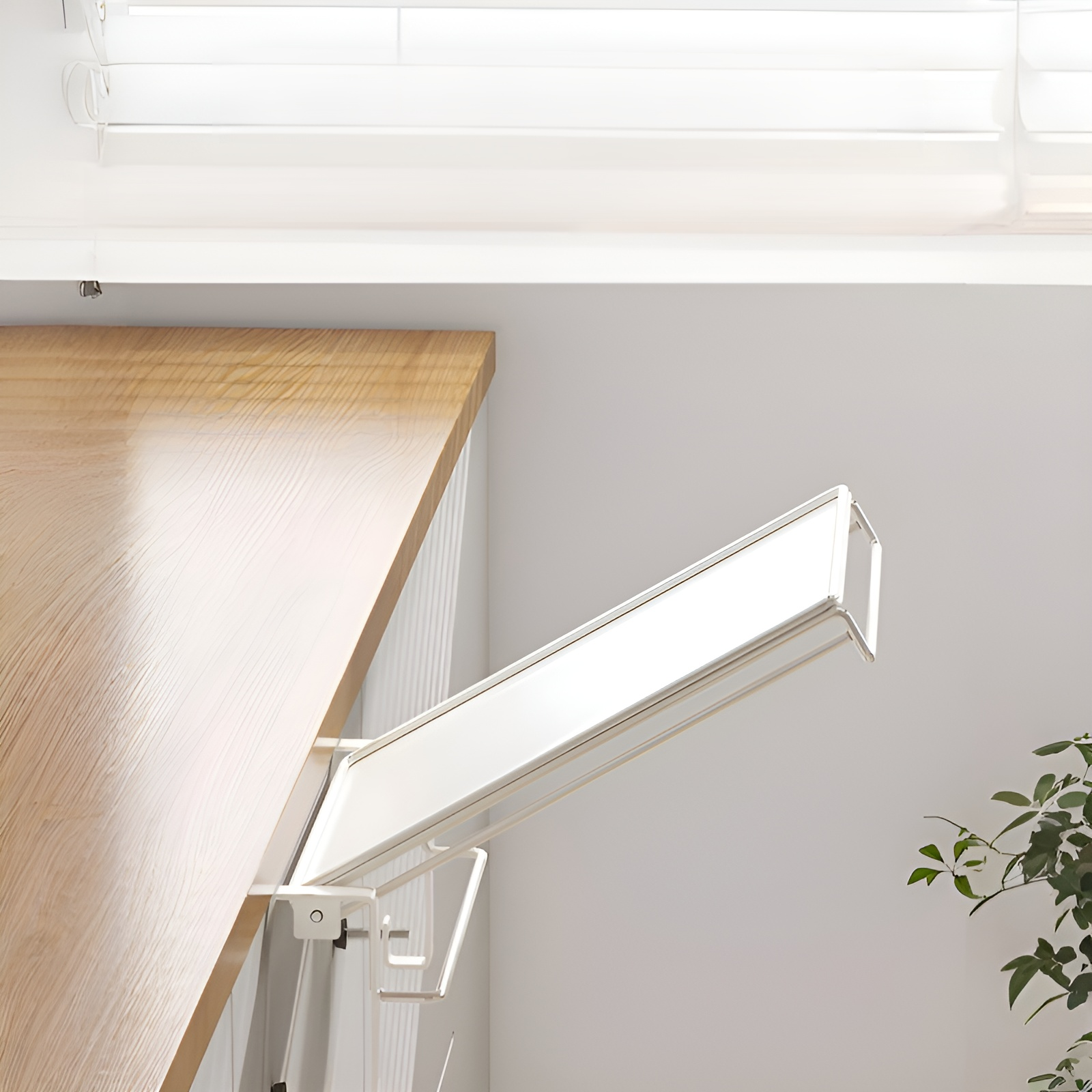 Estante de cocina con tablero plegable