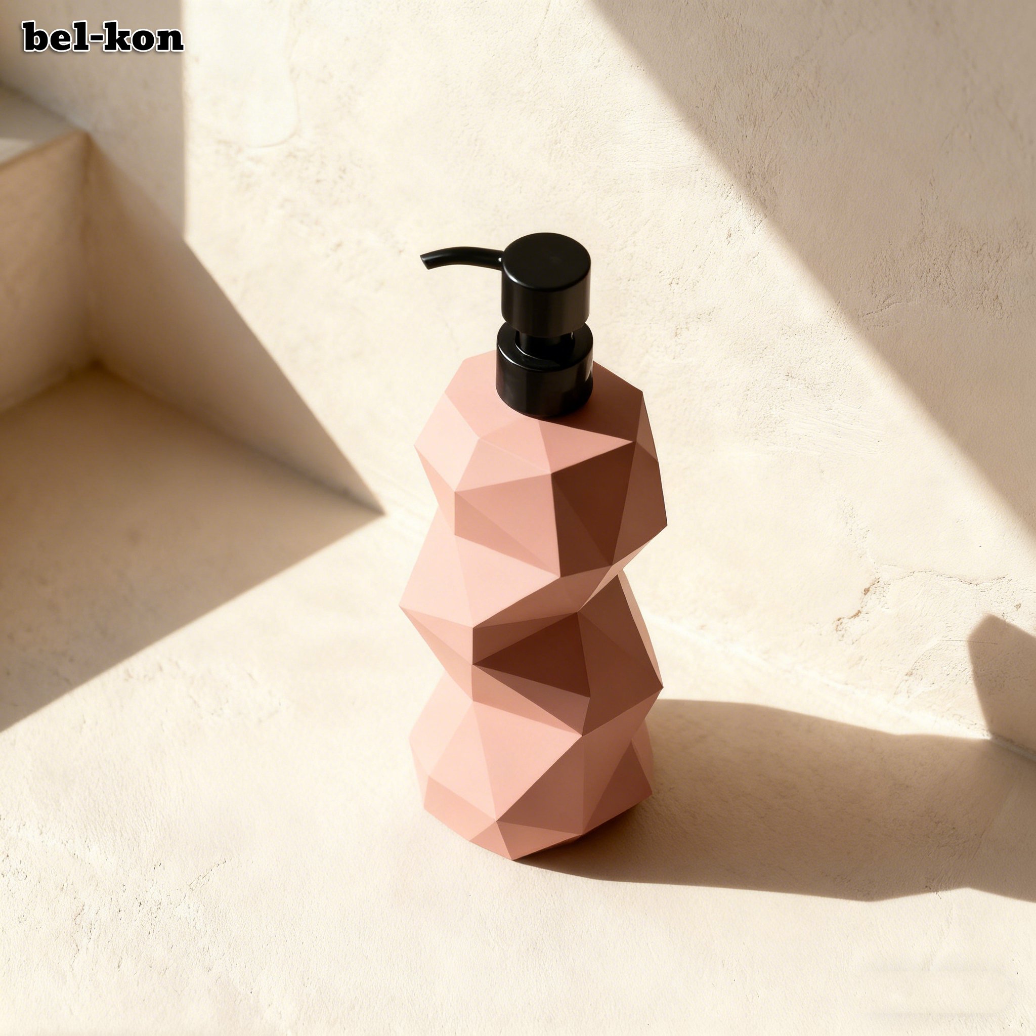 วิธีใช้น้ำยาทำความสะอาดแปรงแต่งหน้าอย่างถูกวิธี