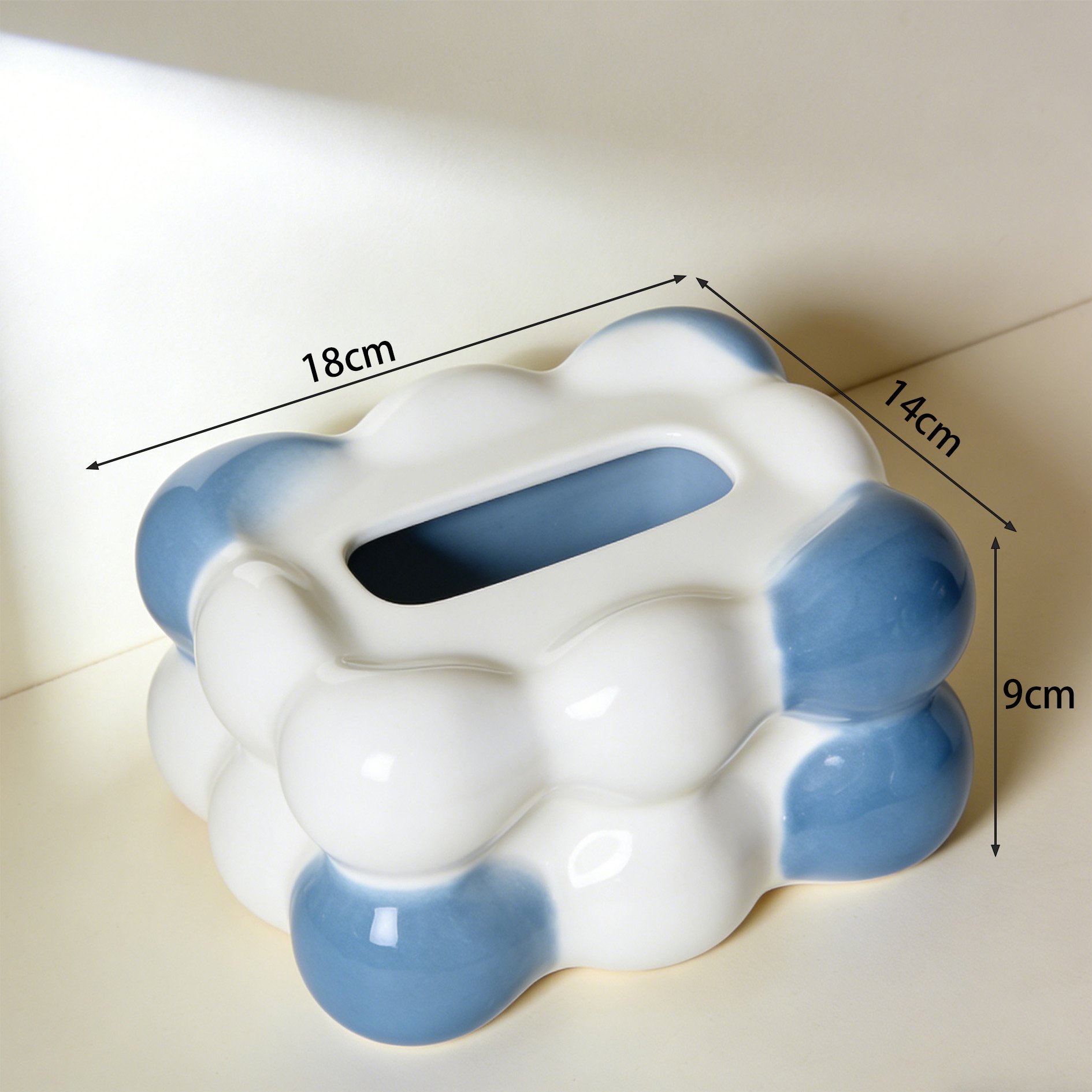 세라믹 티슈함 세트의 감각적인 디자인 디테일