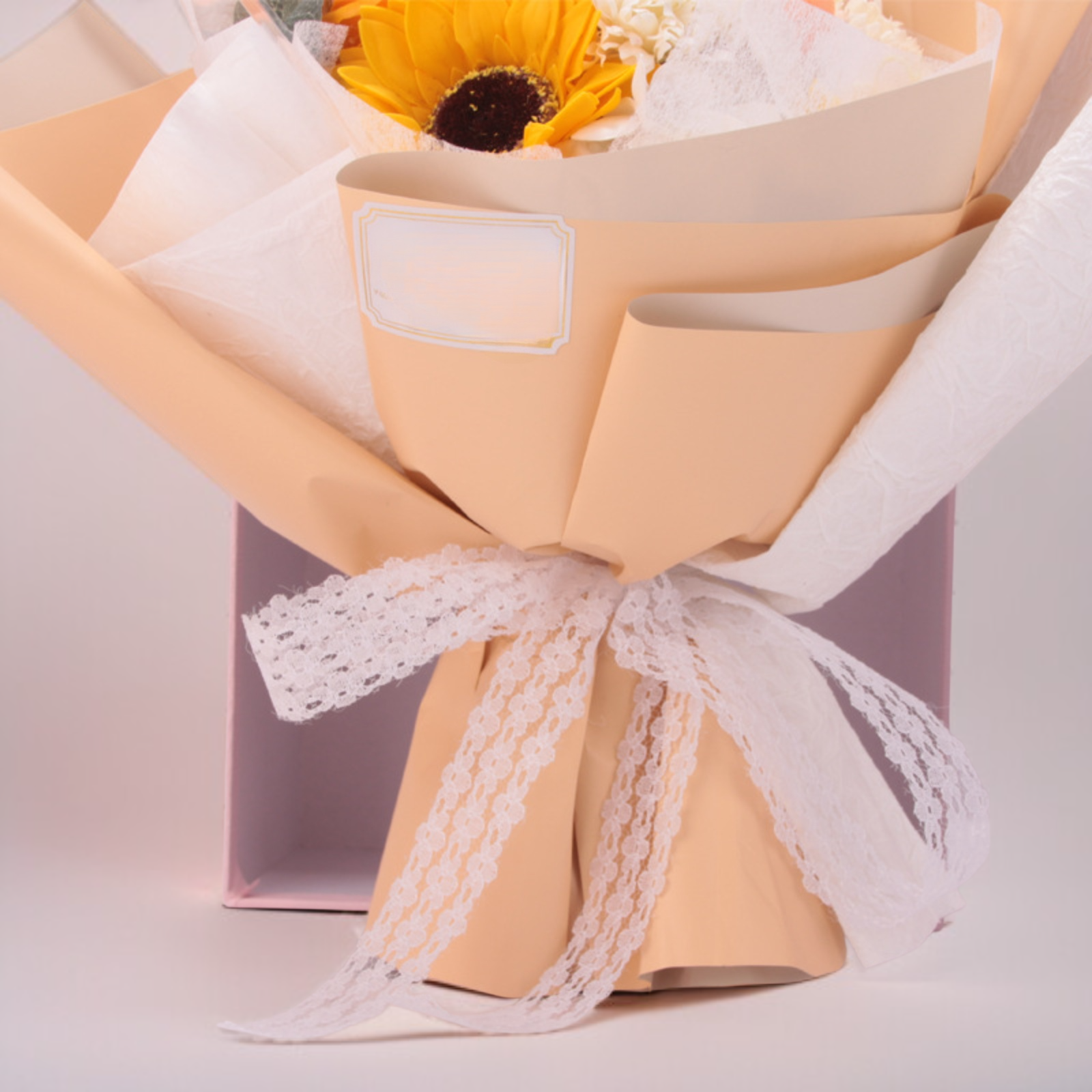 ช่อดอกไม้ปลอมสำหรับของขวัญ