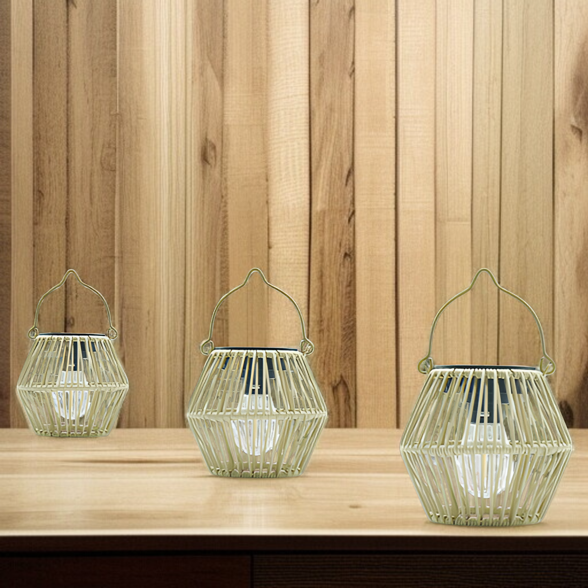 竹編みソーラーガーデンランタン 持ち手付き防水庭園ランプ