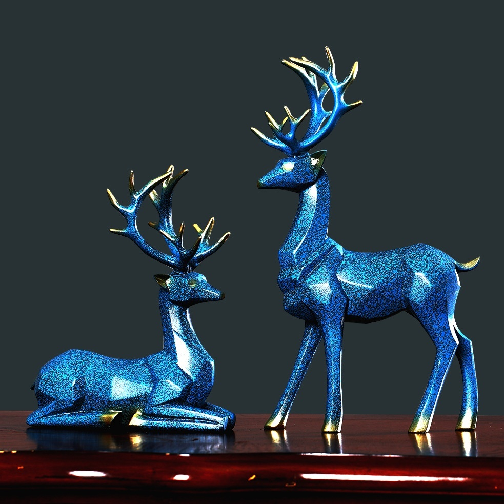 Moderne Hirschfigur als Dekoration