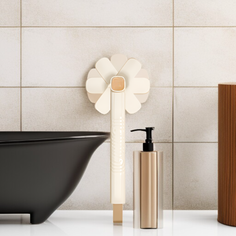 抗菌仕様のお風呂掃除ブラシで浴室を清潔に