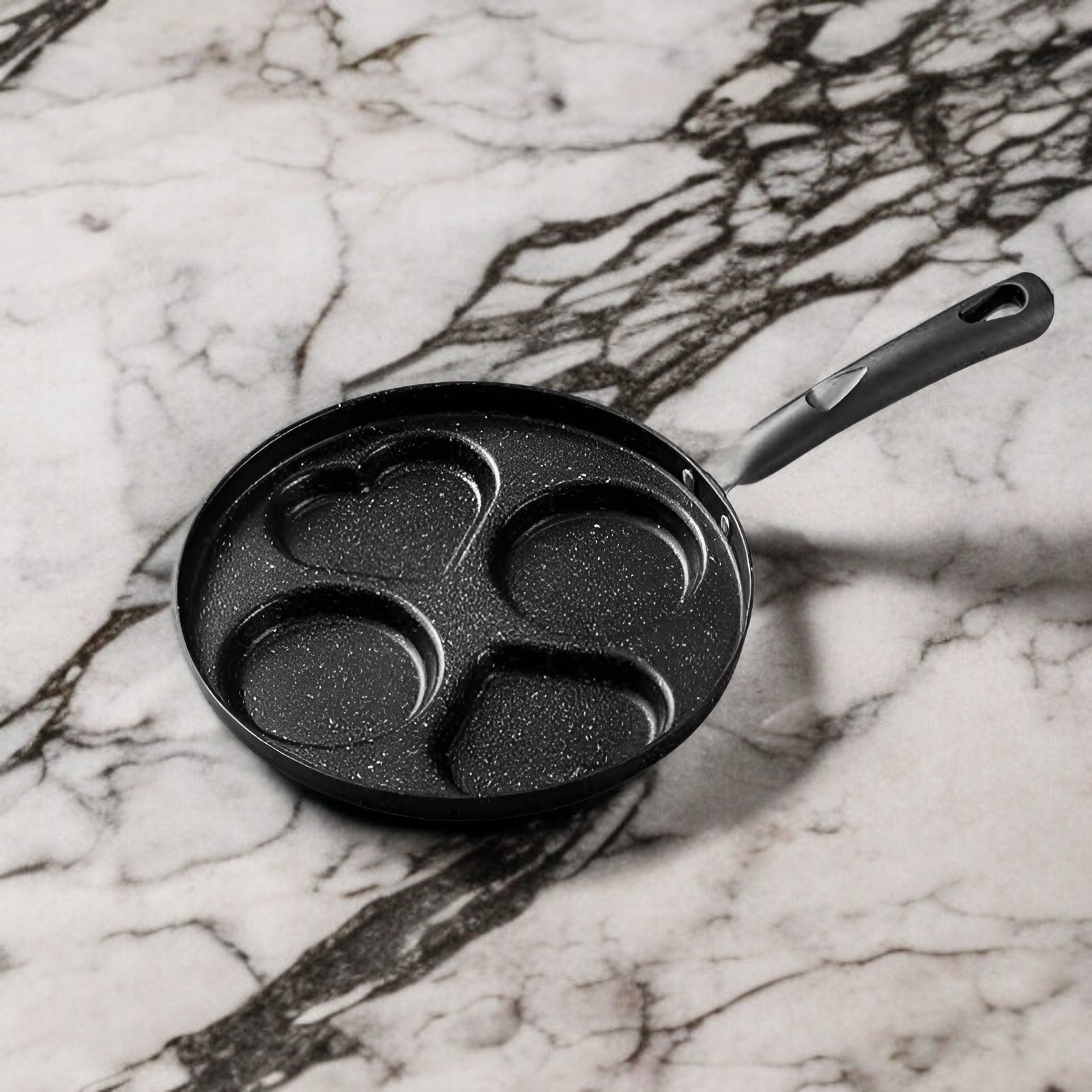 丸4穴フライパンの持ち手部分のデザイン