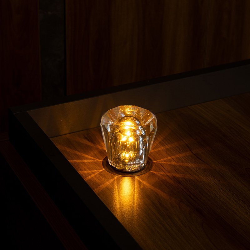 โคมไฟตั้งโต๊ะคริสตัลไร้สาย ขนาดเล็กสำหรับตกแต่งภายใน