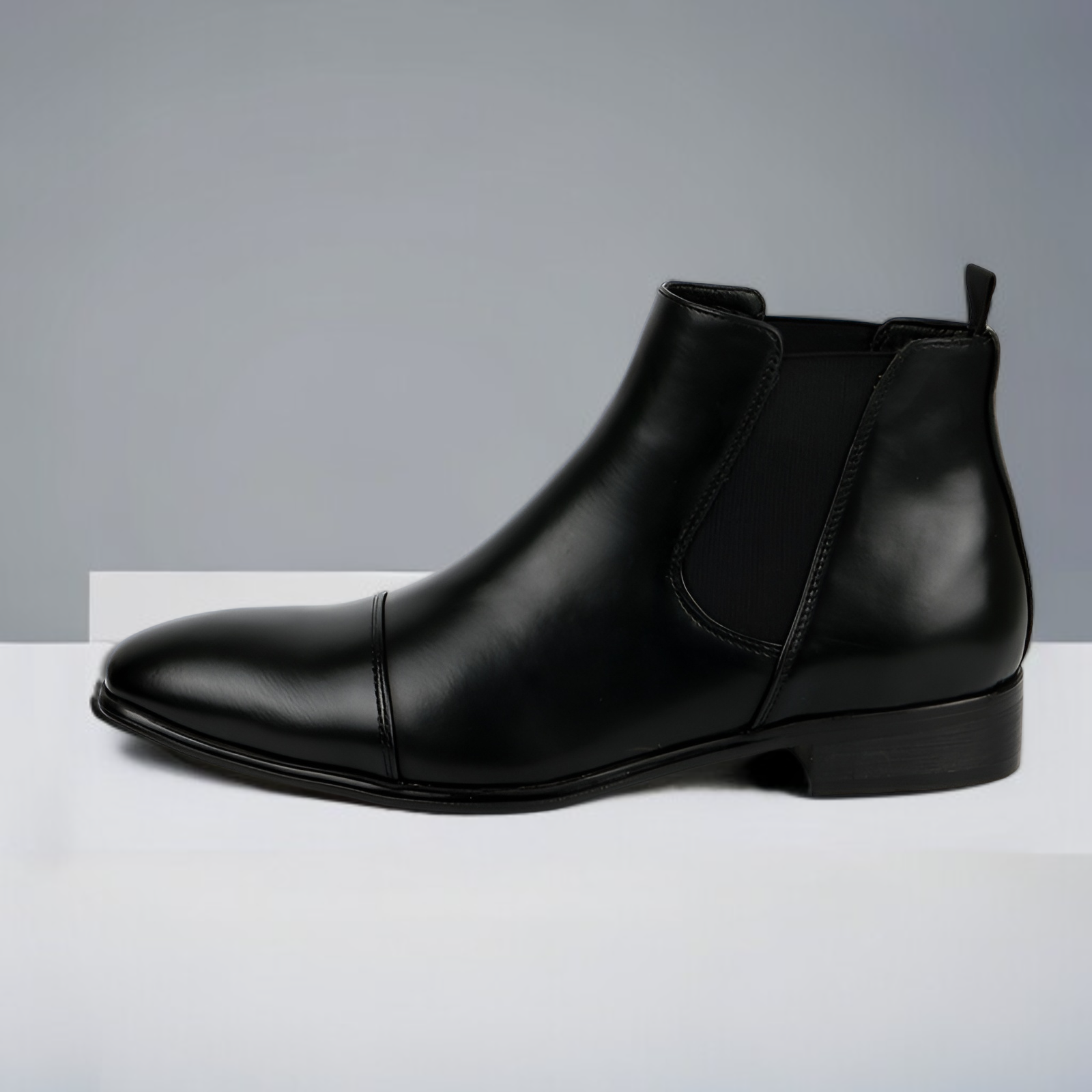 英国風デザインのメンズチェルシーブーツアウトソール