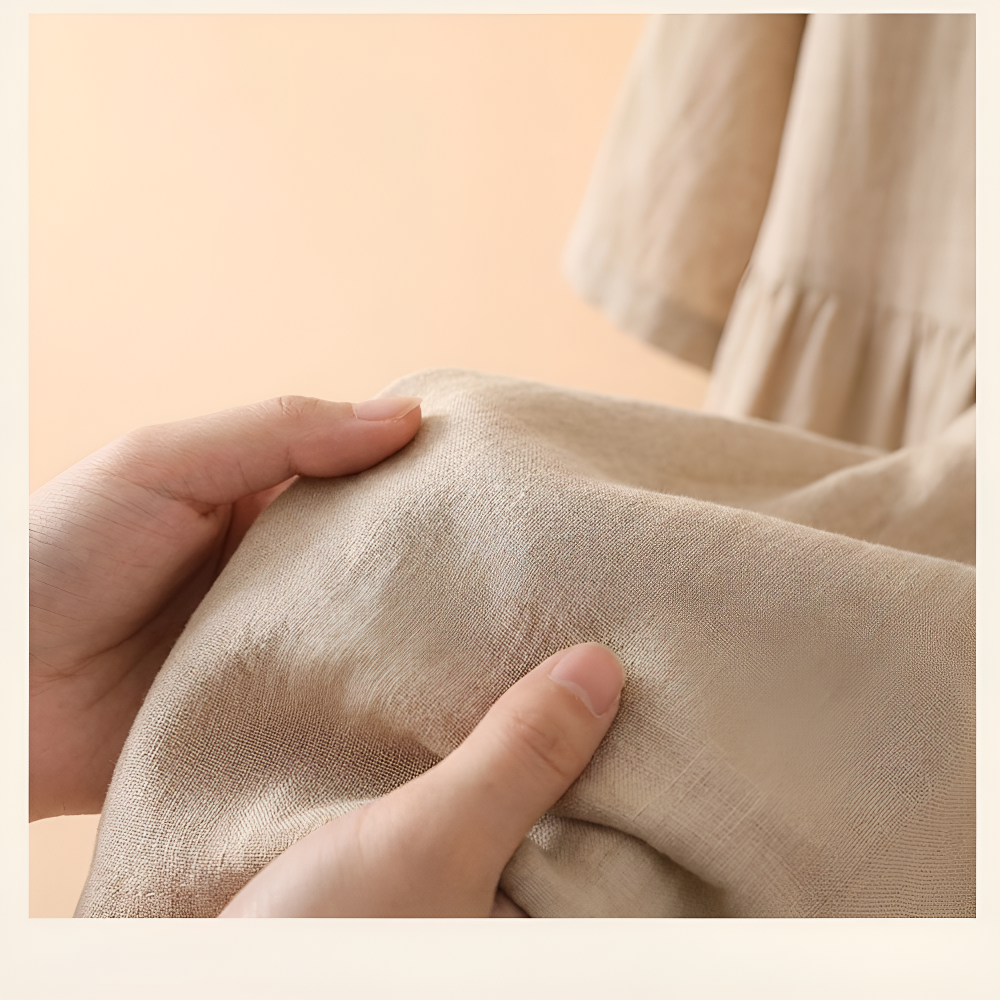 ゆったり切替コットンリネンVネック五分袖ミディアムワンピース（レディース・アート風）