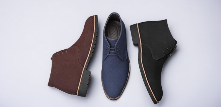 スエード素材の男性用カジュアルシューズ