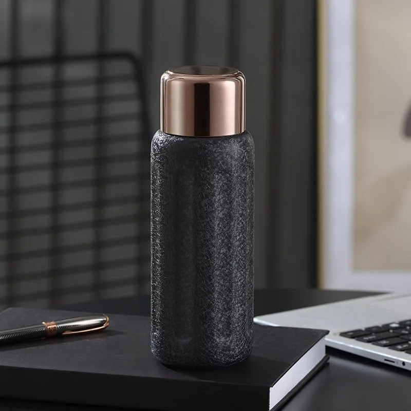 セラミック製断熱ウォーターボトル