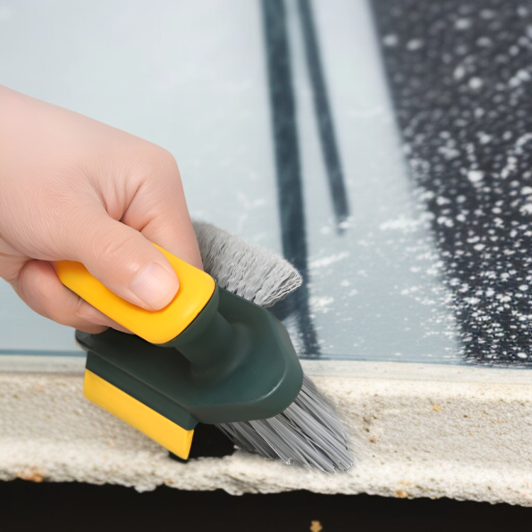 お風呂掃除に便利な抗菌ブラシ