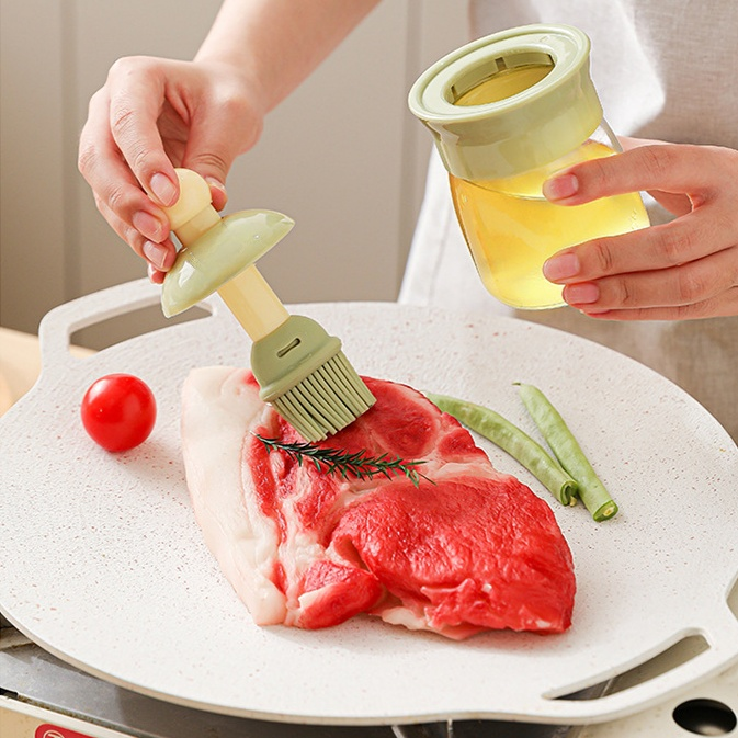 ขวดน้ำมันแก้วทนความร้อนพร้อมแปรงซิลิโคนสำหรับใช้ในบ้าน