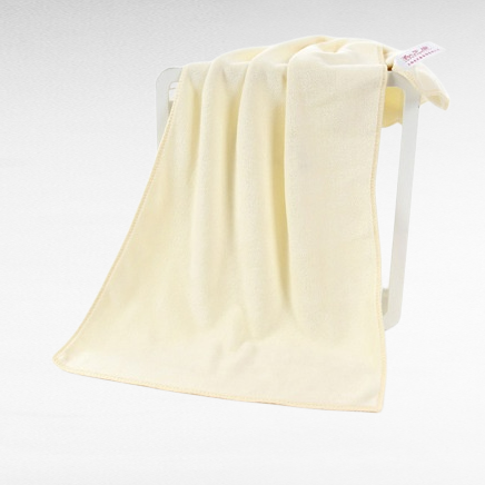 فوطة تنظيف وتجفيف للسيارة من المايكروفايبر