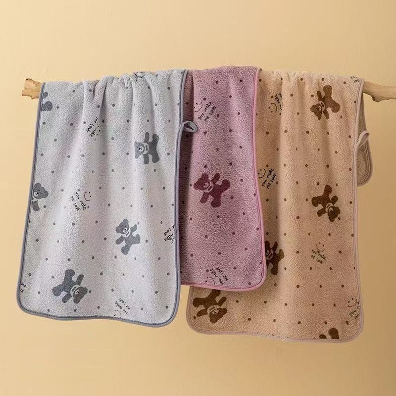 Bear Hanging Thickened Coral Fleece Bath Towel & Towel, Non-shedding, Odor-free