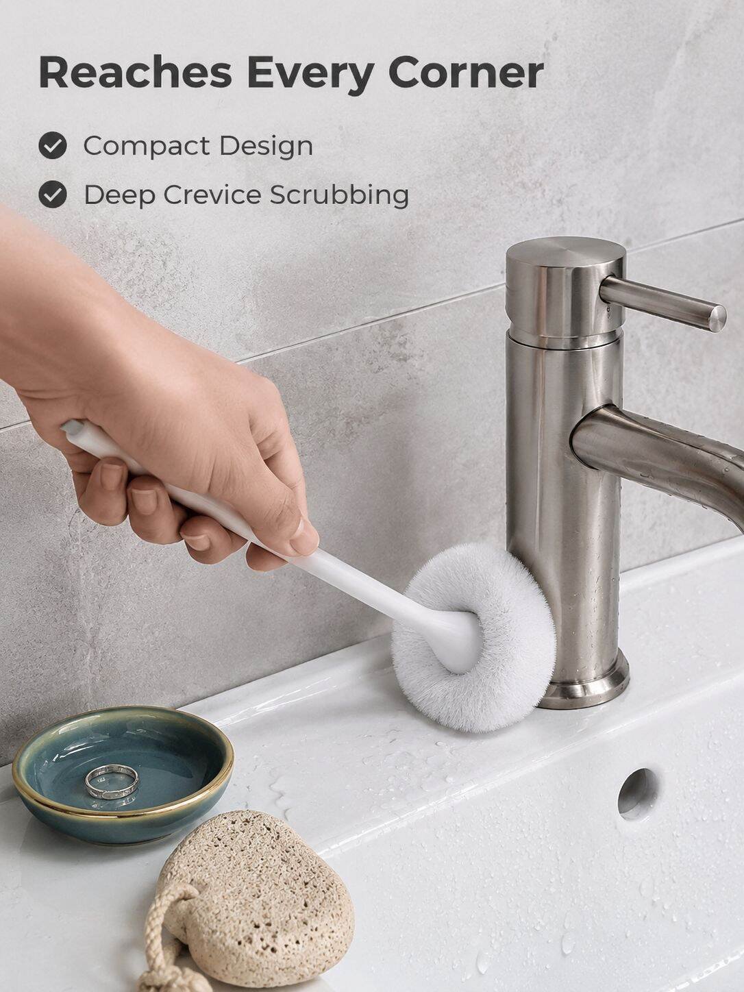 Bathroom Cloud Cleaning Brush