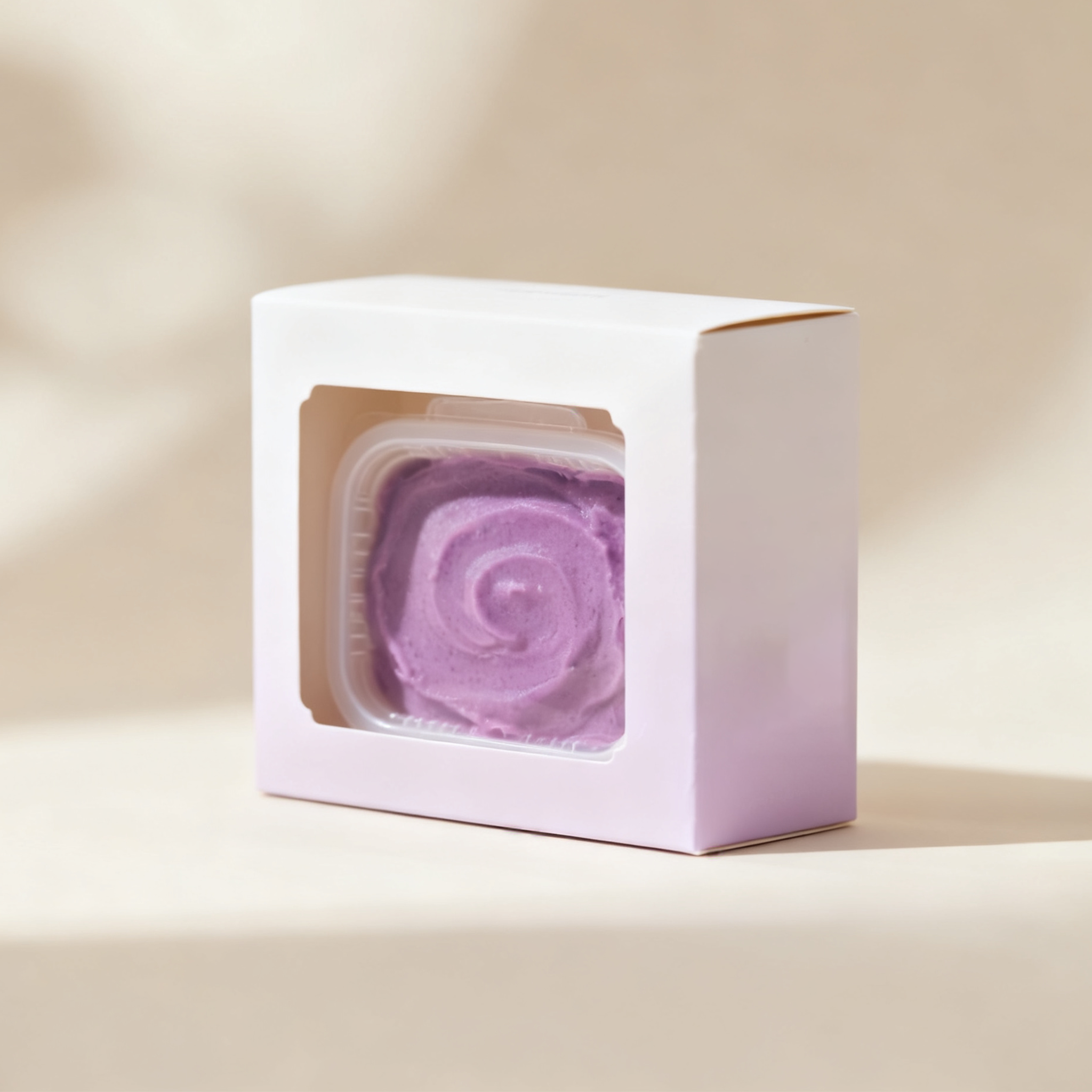 부드러운 퍼플초 무스 케이크 단면