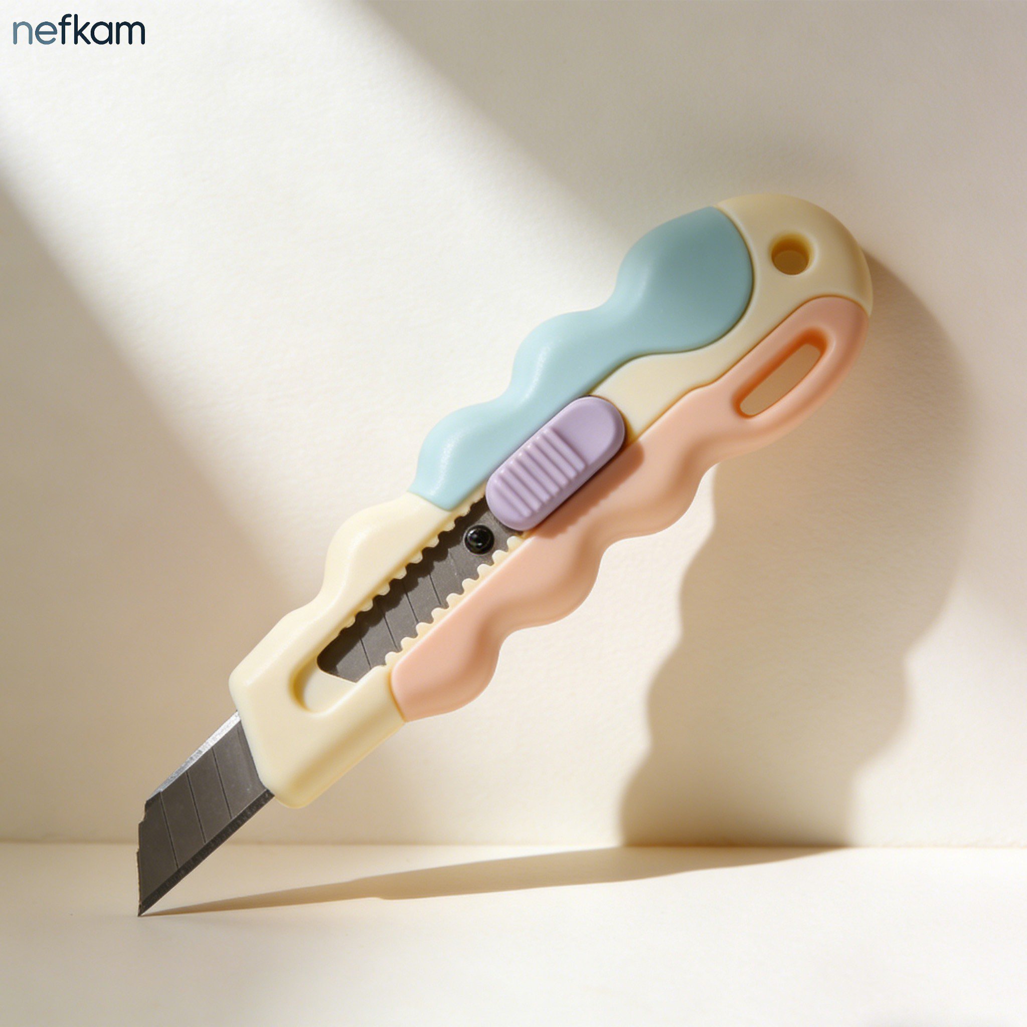 Multi-functional self-locking utility knives (5-pack)