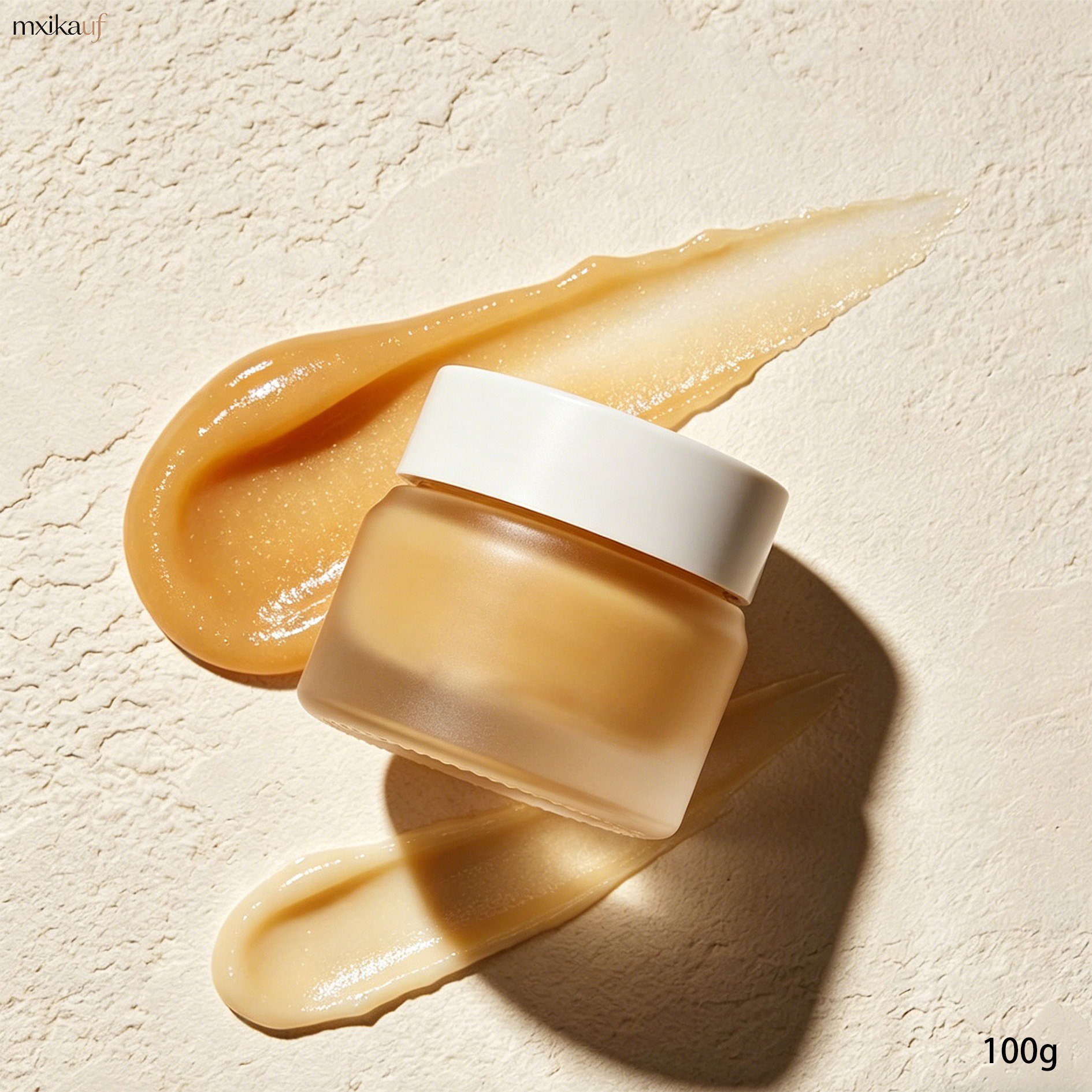 Before and after results using honey lip mask