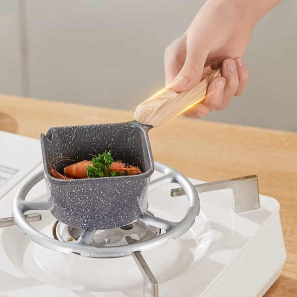 Mini non-stick egg frying pan