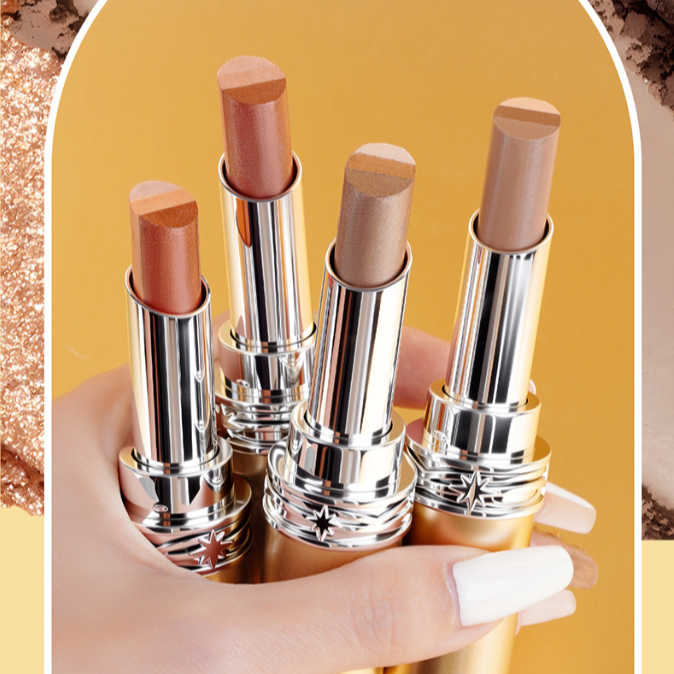 قلم ظلام عين بـ3 ألوان متدرجة، إكمال مكياج بحركة واحدة