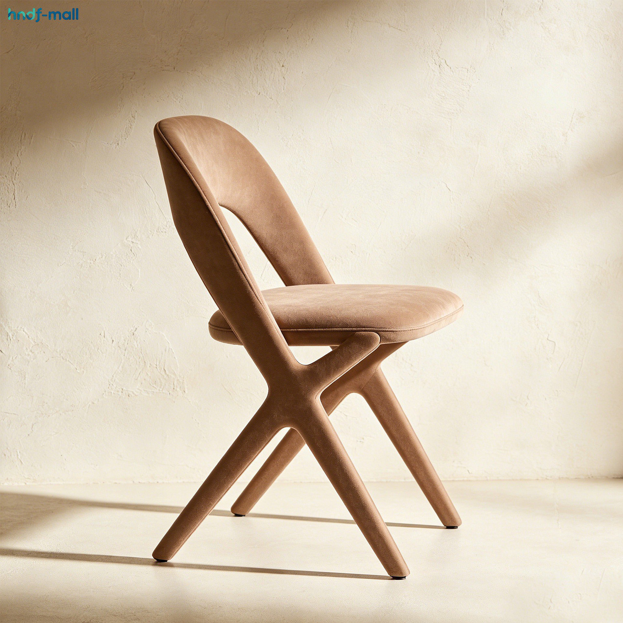 Lightweight folding chair for easy transport