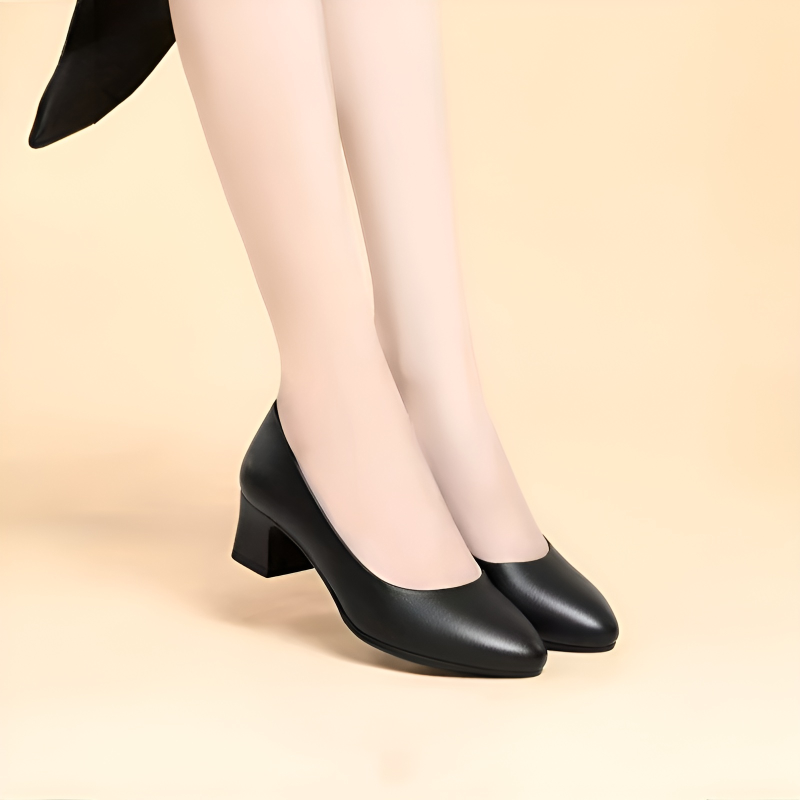 黒色のレディースビジネスシューズ