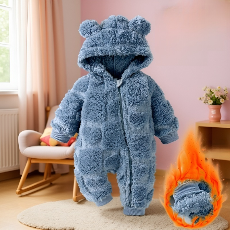 フード付き冬用ロンパースのデザイン