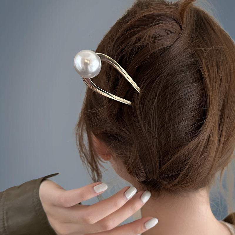 Premium Pearl U-shaped Hairpin