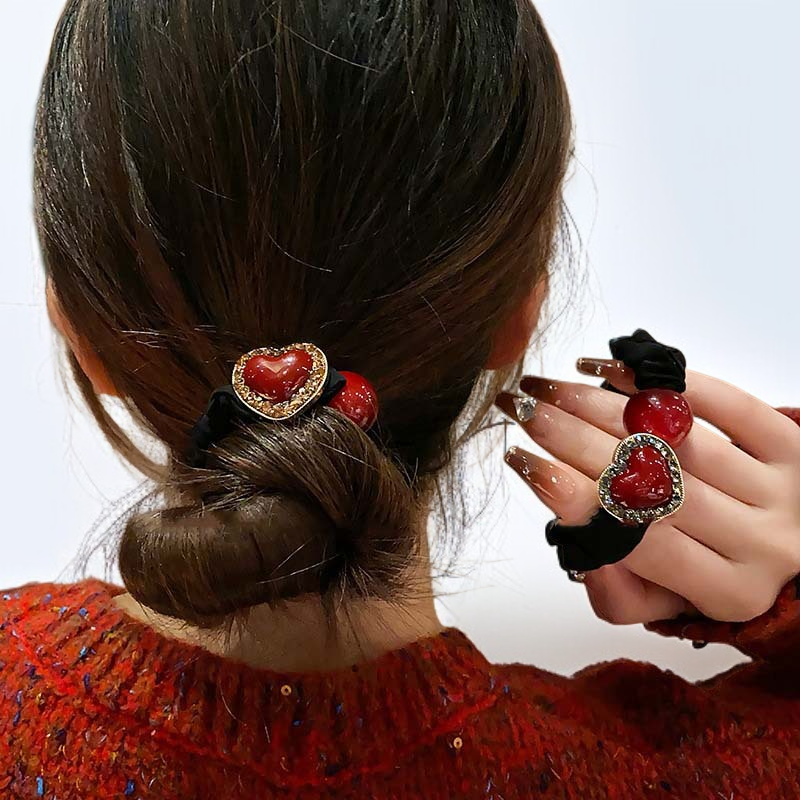 輕奢轉運紅豆小腸髮圈