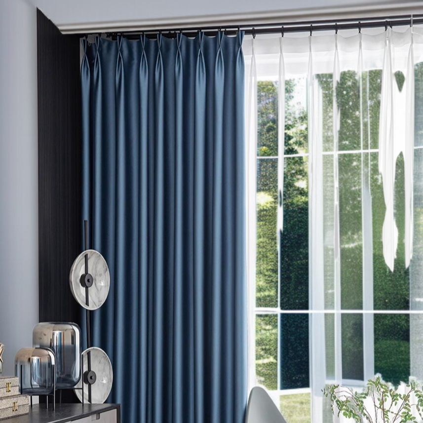 リビングルームのための軽い贅沢な遮光カーテン 寝室のための不透明な遮光カーテン 浮遊窓