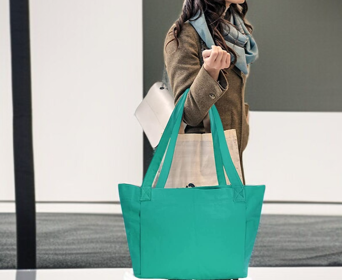 튼튼한 소재의 요가매트 수납팩