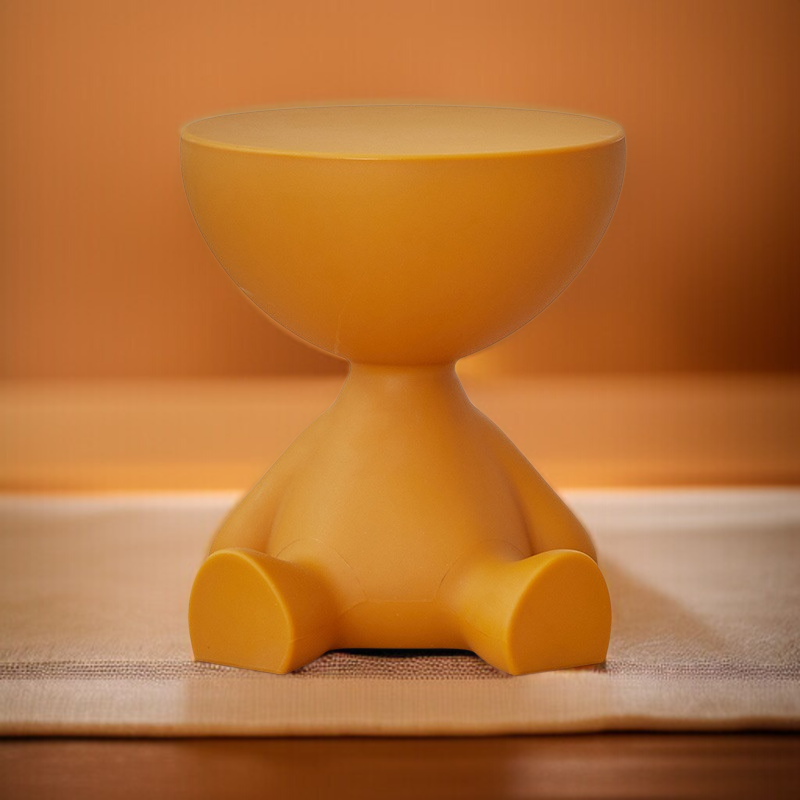 Kreativer Beistelltisch für kleine Wohnungen, mobiler Sofatisch mit Regal für das Schlafzimmer