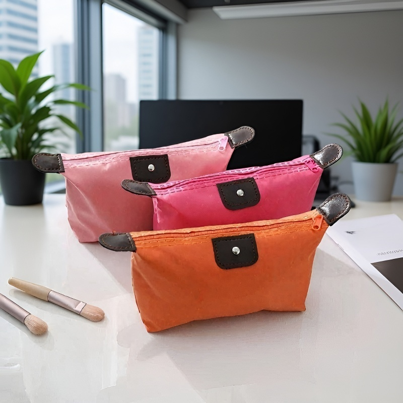 Nuevo neceser impermeable portátil para mujer, mini bolsa de cosméticos tipo dumpling