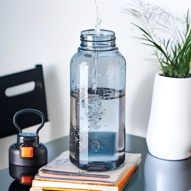 Unisex High Temperature Resistant Plastic Sports Water Cup