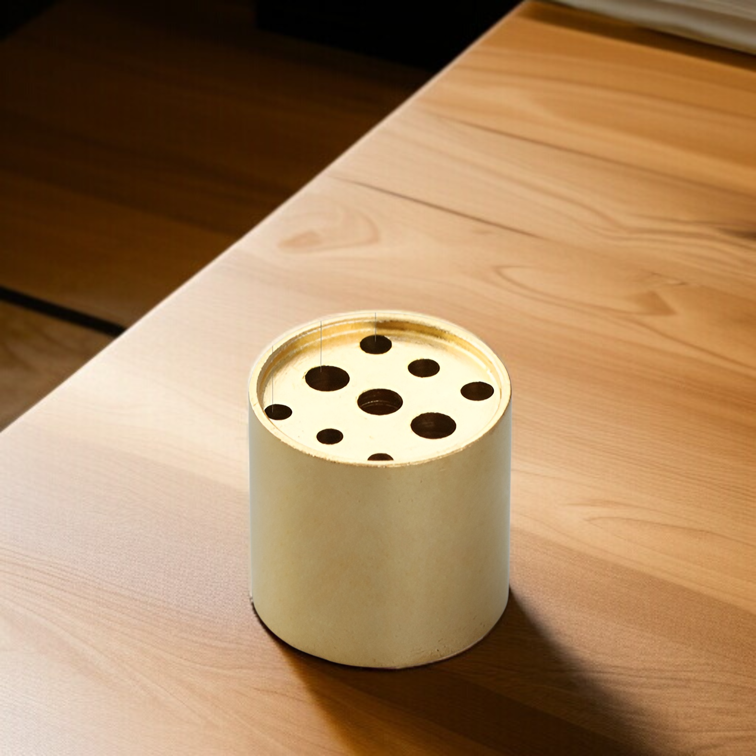 ทองแดงบริสุทธิ์เก้าหลุมปักกระถางธูป