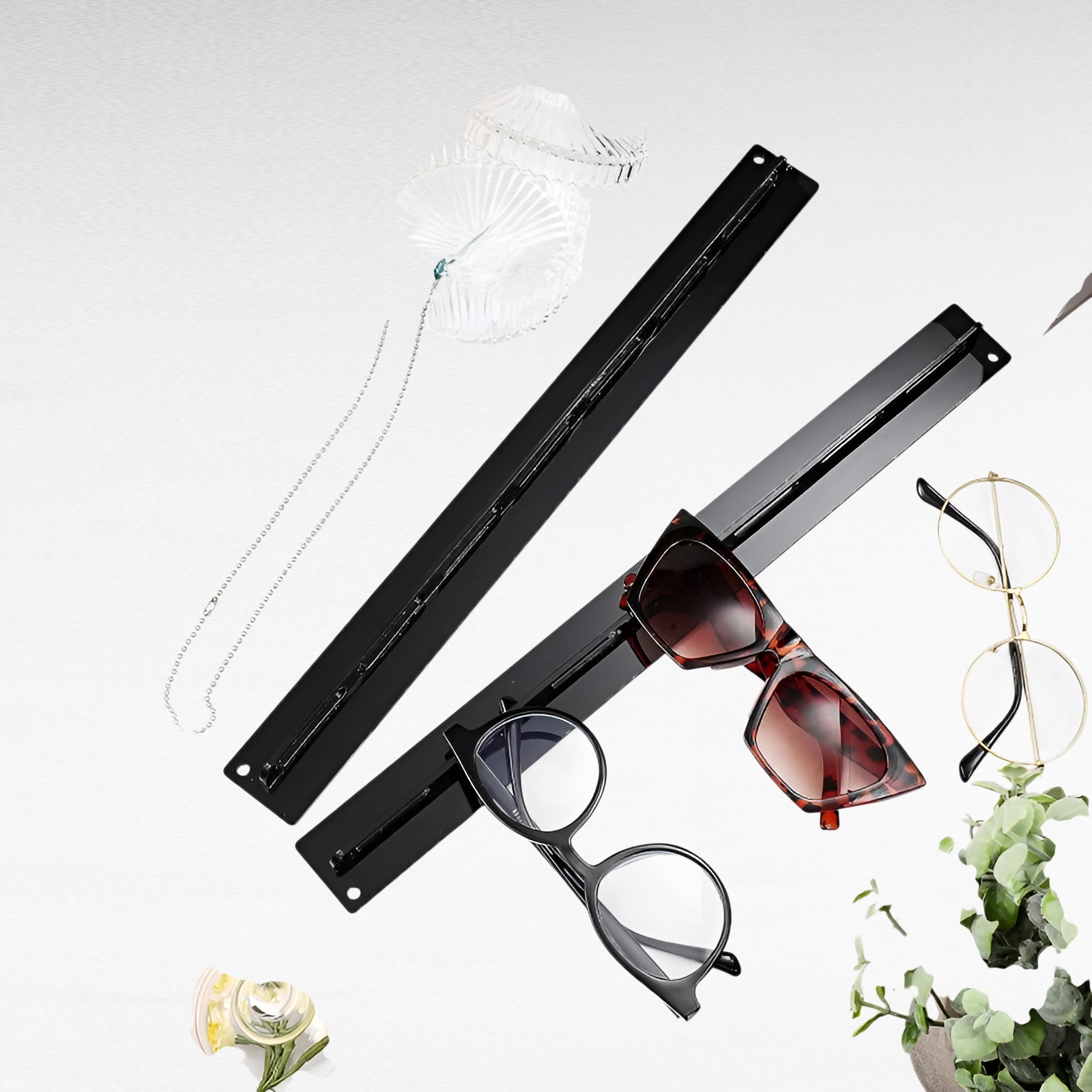 High-end Acrylic Wall-mounted Sunglasses Display Rack