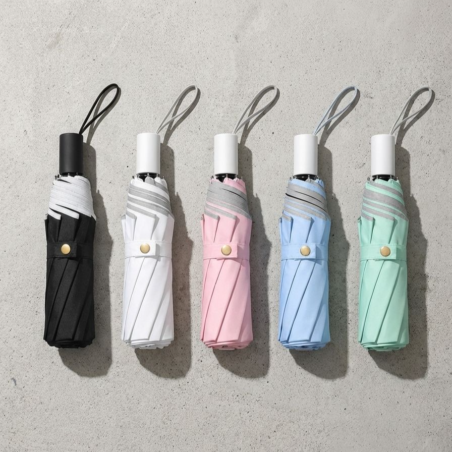 アウトドアにも最適な多機能傘