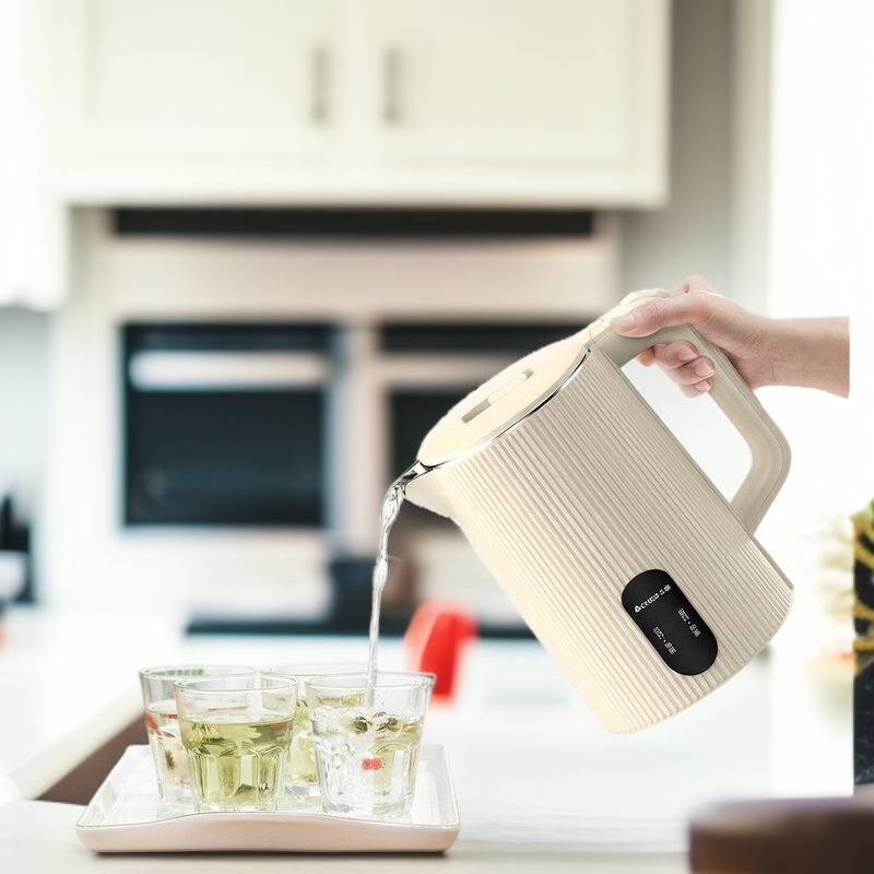 Rostfreier und langlebiger Wasserkocher