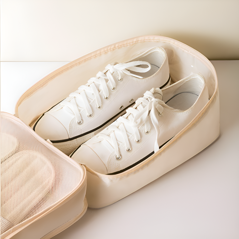 Travel shoe storage bag with large capacity and convenient luggage compartment