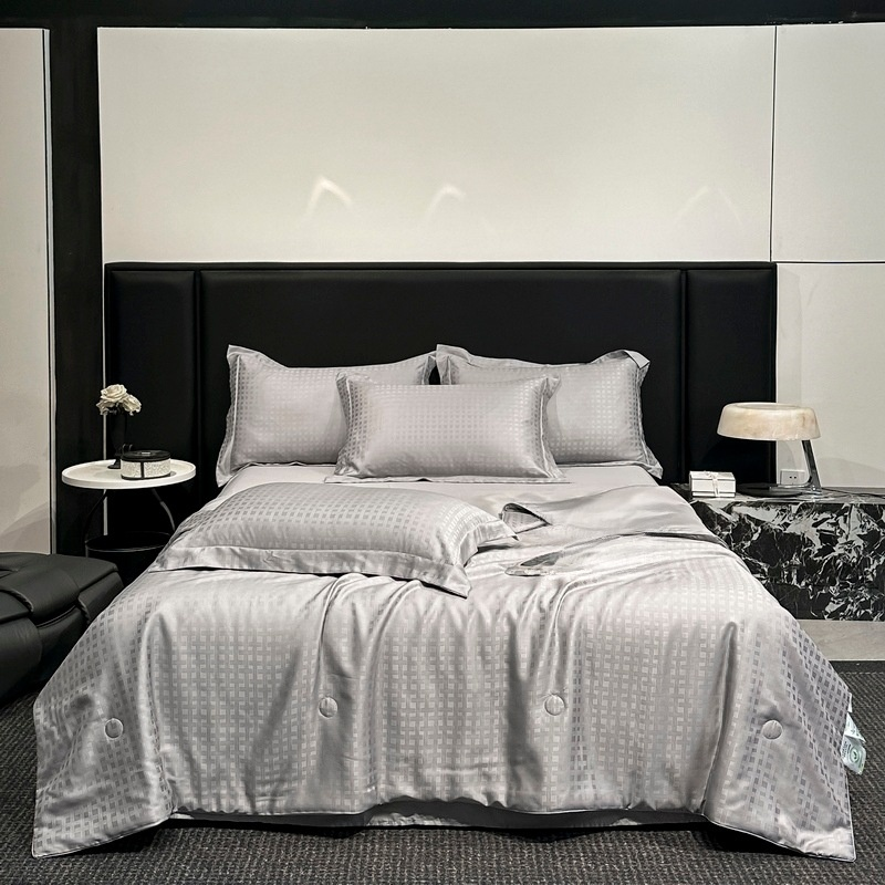 ผ้าห่มฤดูร้อนใยไลโอเซลลายแจ็คการ์ด ผิวสัมผัสนุ่มลื่น ใช้กับแอร์ได้ ซักเครื่องได้