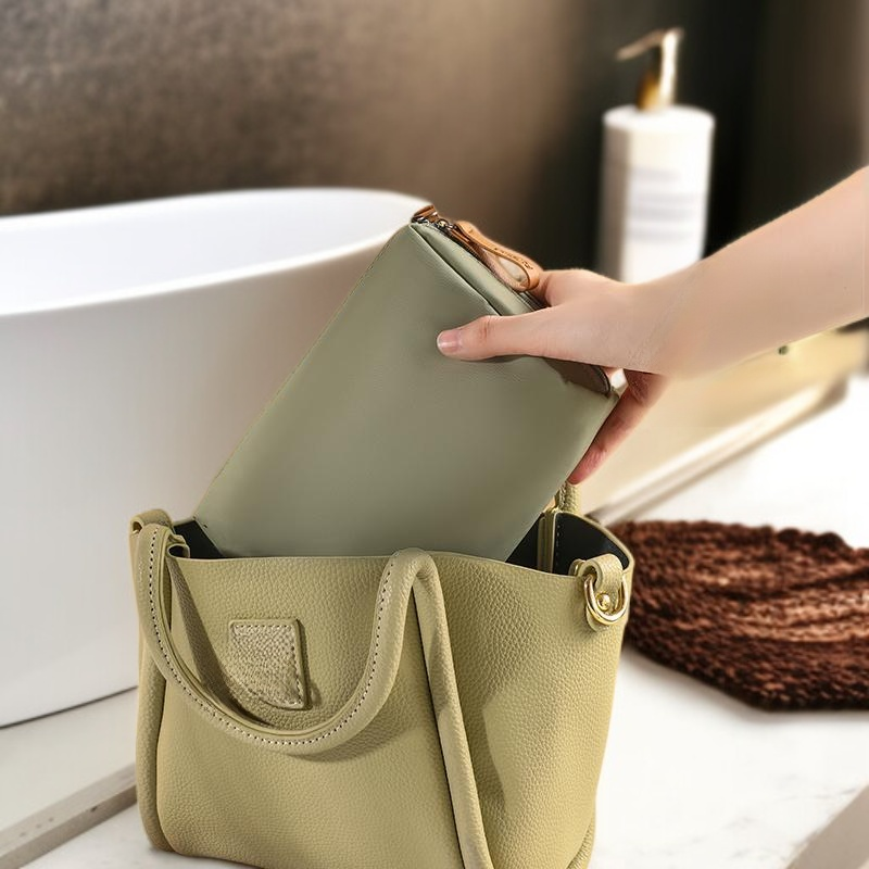 กระเป๋าเครื่องสำอางเดินทางแบบใหม่สำหรับจัดเก็บและพกพา