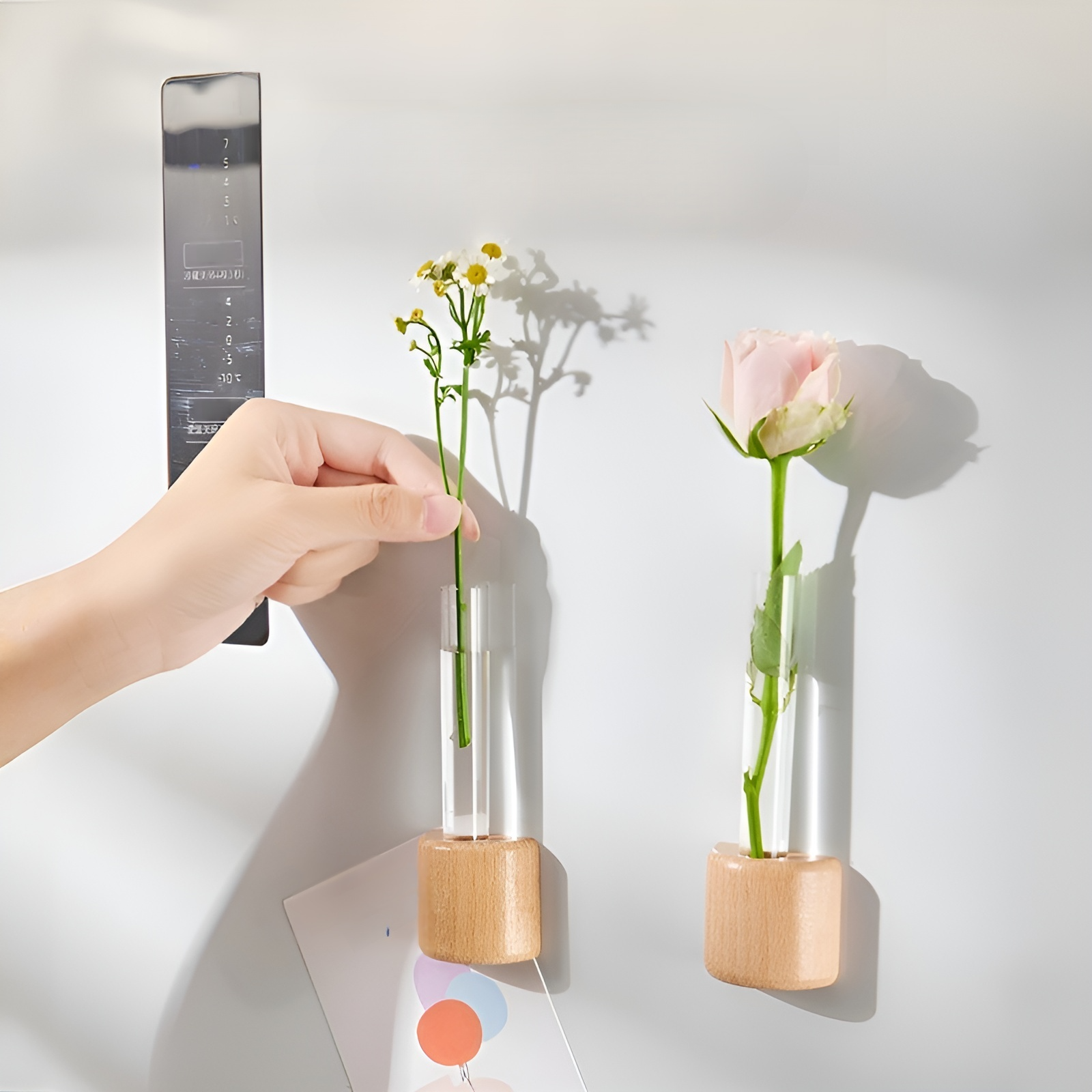 木製マグネット付きミニ花瓶