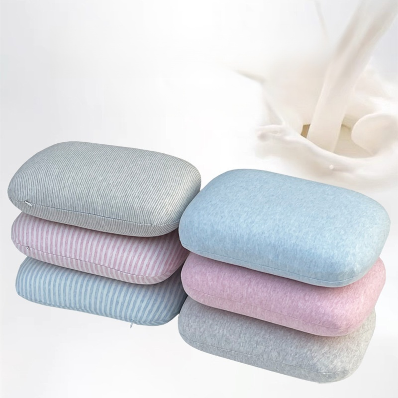 Mini portable latex sleeping pillow