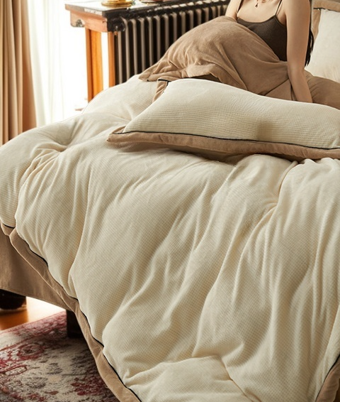 Versatile quilt with removable cover for convenience