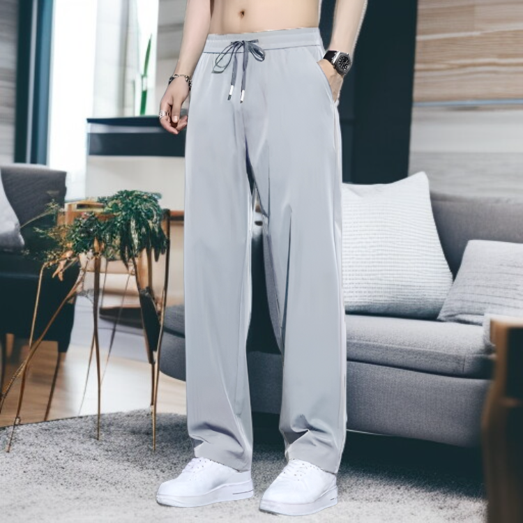 速乾性素材のパンツ生地アップ