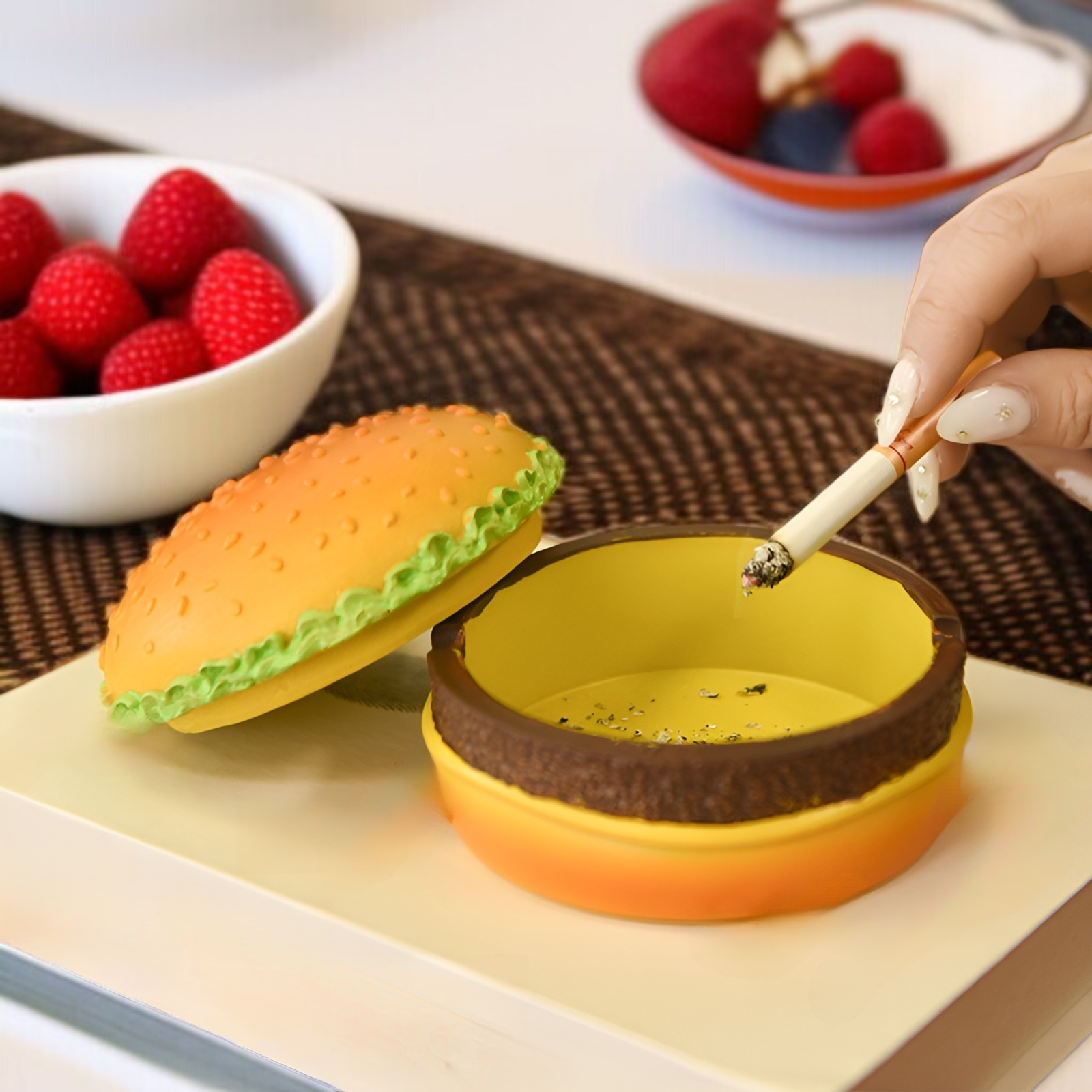 漢堡造型煙灰缸細節特寫